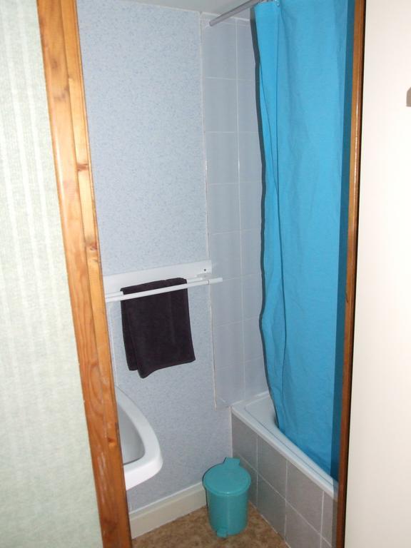 Les Deux Freres Hotell Échandelys Exteriör bild