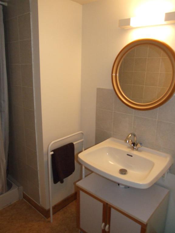 Les Deux Freres Hotell Échandelys Exteriör bild